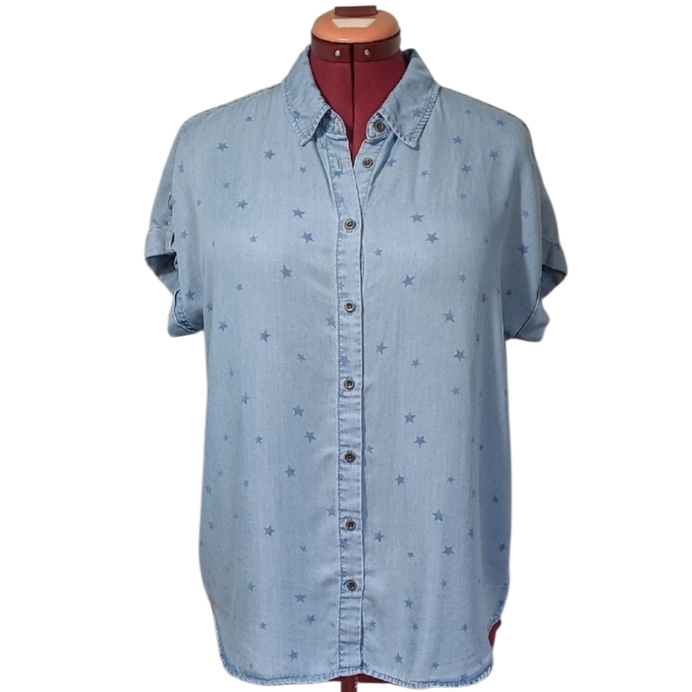 Star Print Chambray Shirt Jane and Delancey 100% Lyocell Sky Blue Top